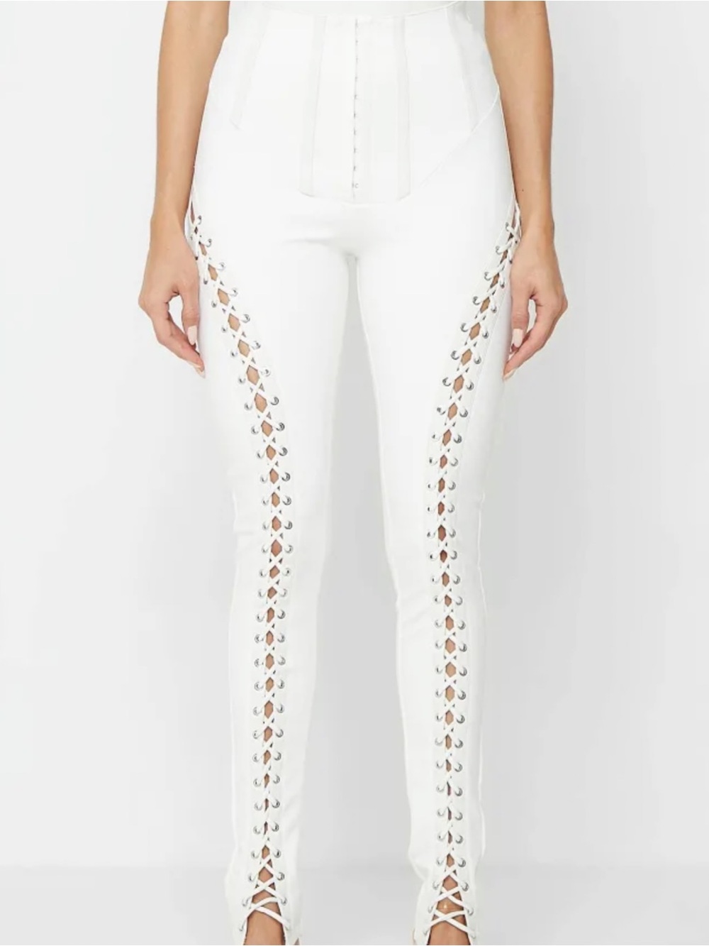 Maniere De Voir Cream Lace Up Legging